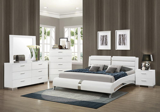 Jeremaine 5-piece California King Bedroom Set Glossy White image