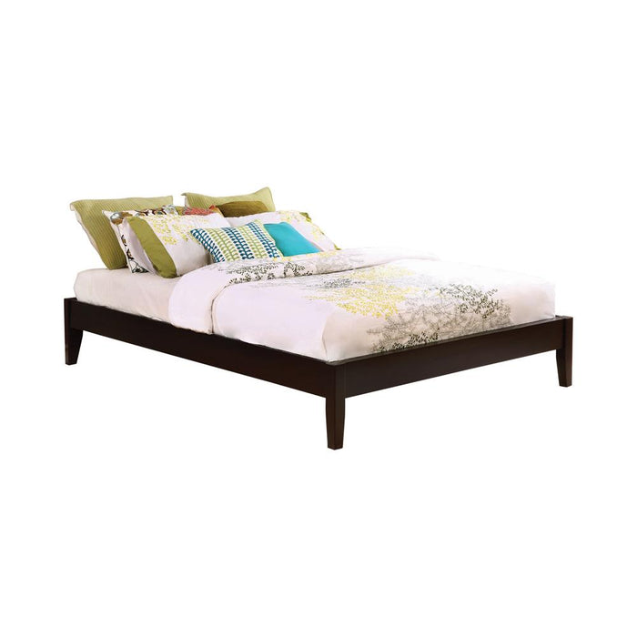 Hounslow California King, E.King, & Queen Universal Platform Bed Cappuccino - La Popular Furniture (CA)