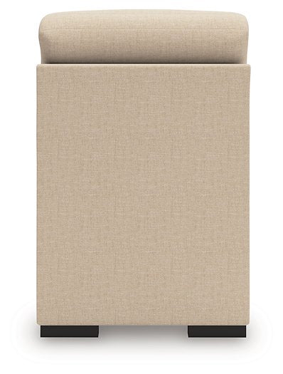 LadyMae Sectional with Chaise - La Popular Furniture (CA)