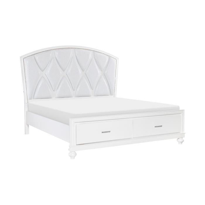 Aria (3) Queen Platform Bed with Footboard Storage