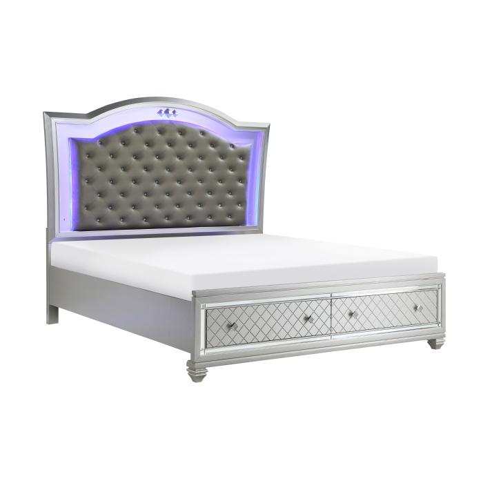 Leesa (3) Eastern King Platform Bed with Footboard Storage