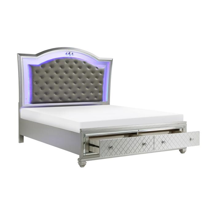 Leesa (3) Queen Platform Bed with Footboard Storage