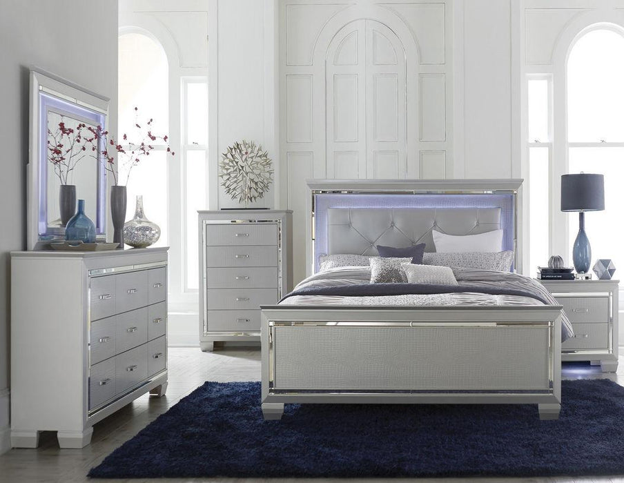 Allura Queen Panel Bed in Silver 1916-1